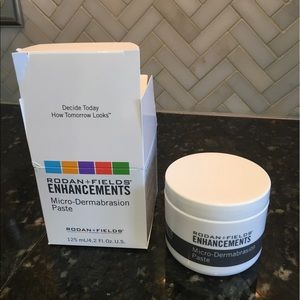 COPY - COPY - Rodan & Fields Microdermabrasion paste